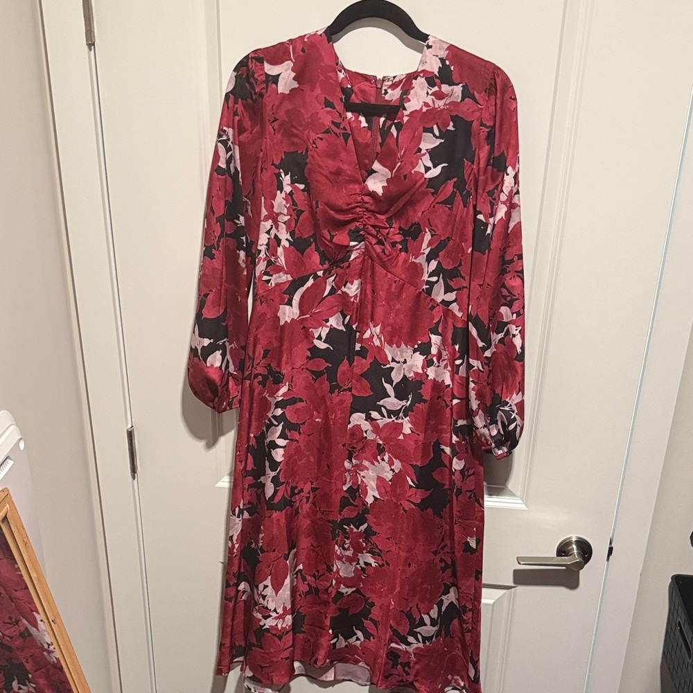 Banana Republic Red Floral Long Sleeve Dress